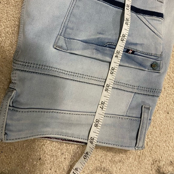 Light Blue skinny jeans (Brand New) - Picture 4 of 7